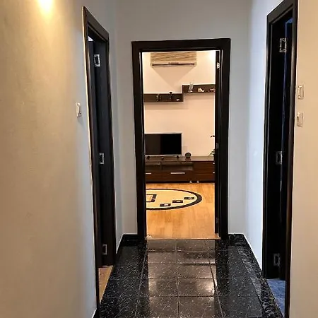 Cozy Flat Near The Center *