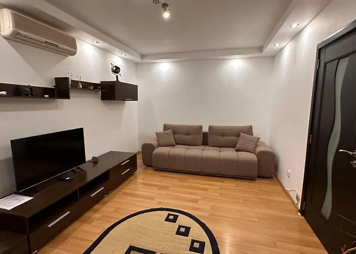 Cozy Flat Near The Center Apartment Bucharest